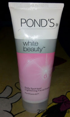 POND's White Beauty Daily Spot-less Lightening Facial Foam With Pro vitamin B3 Review