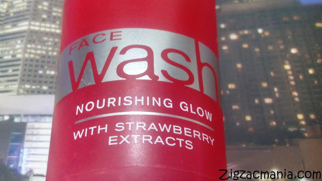 Lakme Clean-Up Nourishing Glow Face Wash: Shelf Life