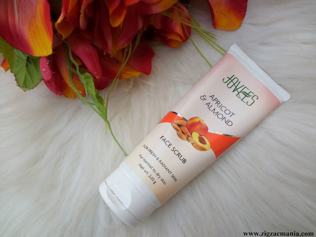 Jovees Apricot and Almond Facial Scrub Review