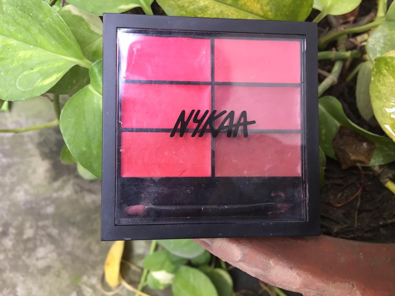 Nykaa Sealed with a Kiss! Lip Palette - Flower Child 02| Review & Swatches