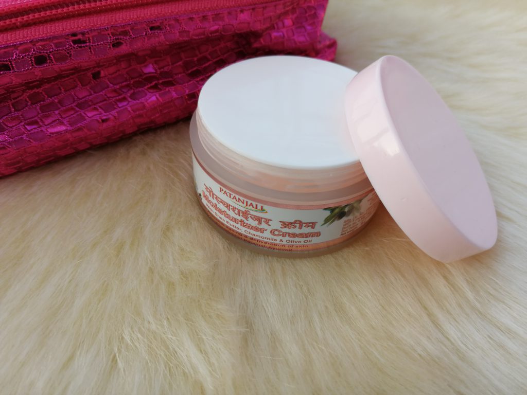 Patanjali Moisturizer Cream| Review