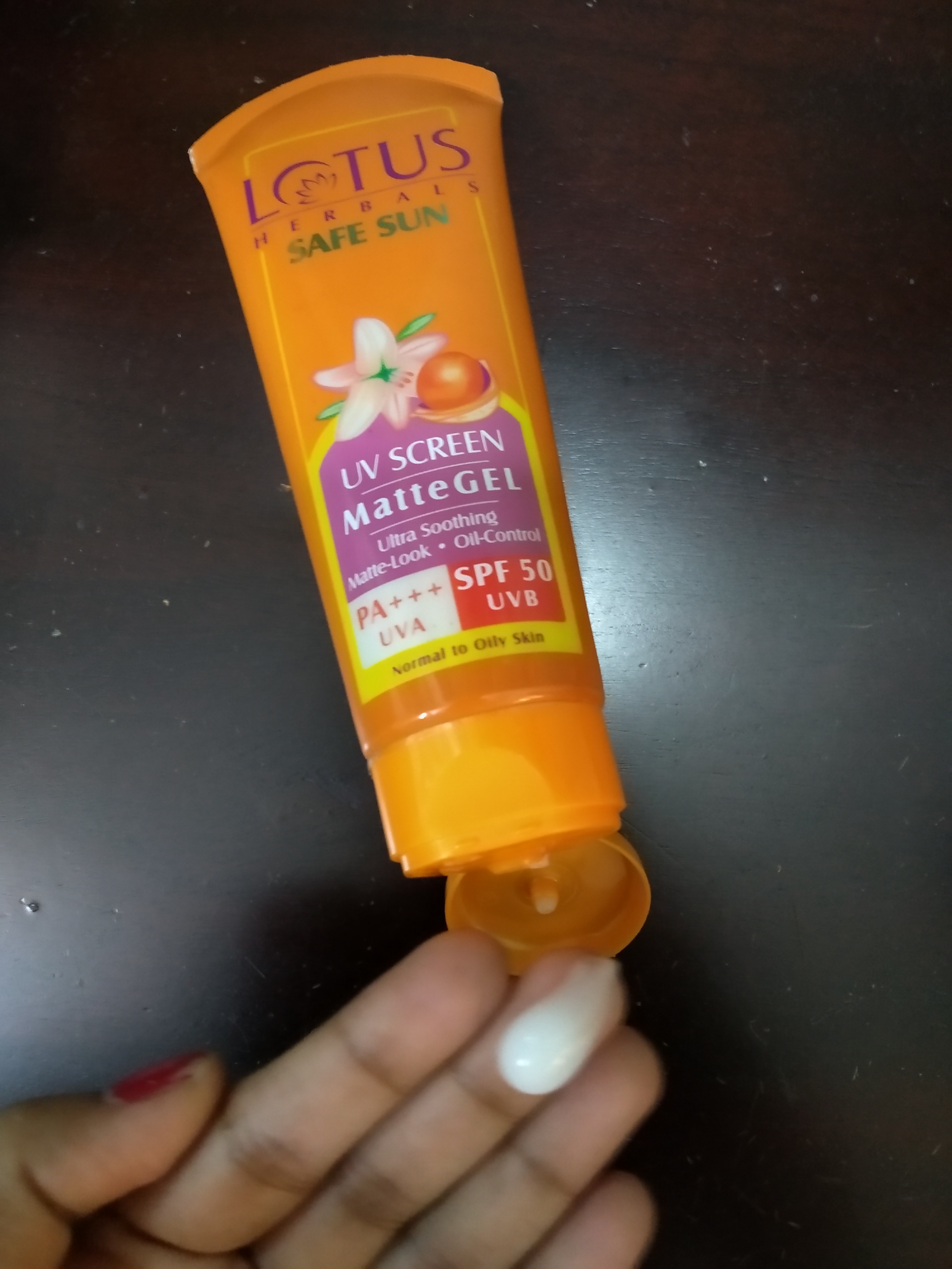 Lotus Herbals Safe Sun Uv Screen Matte Gel Spf 50 Review