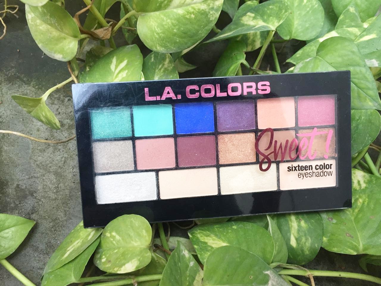 L.A Colors Sweet 16 in 1 Eye Shadow Palette| Review & Swatches