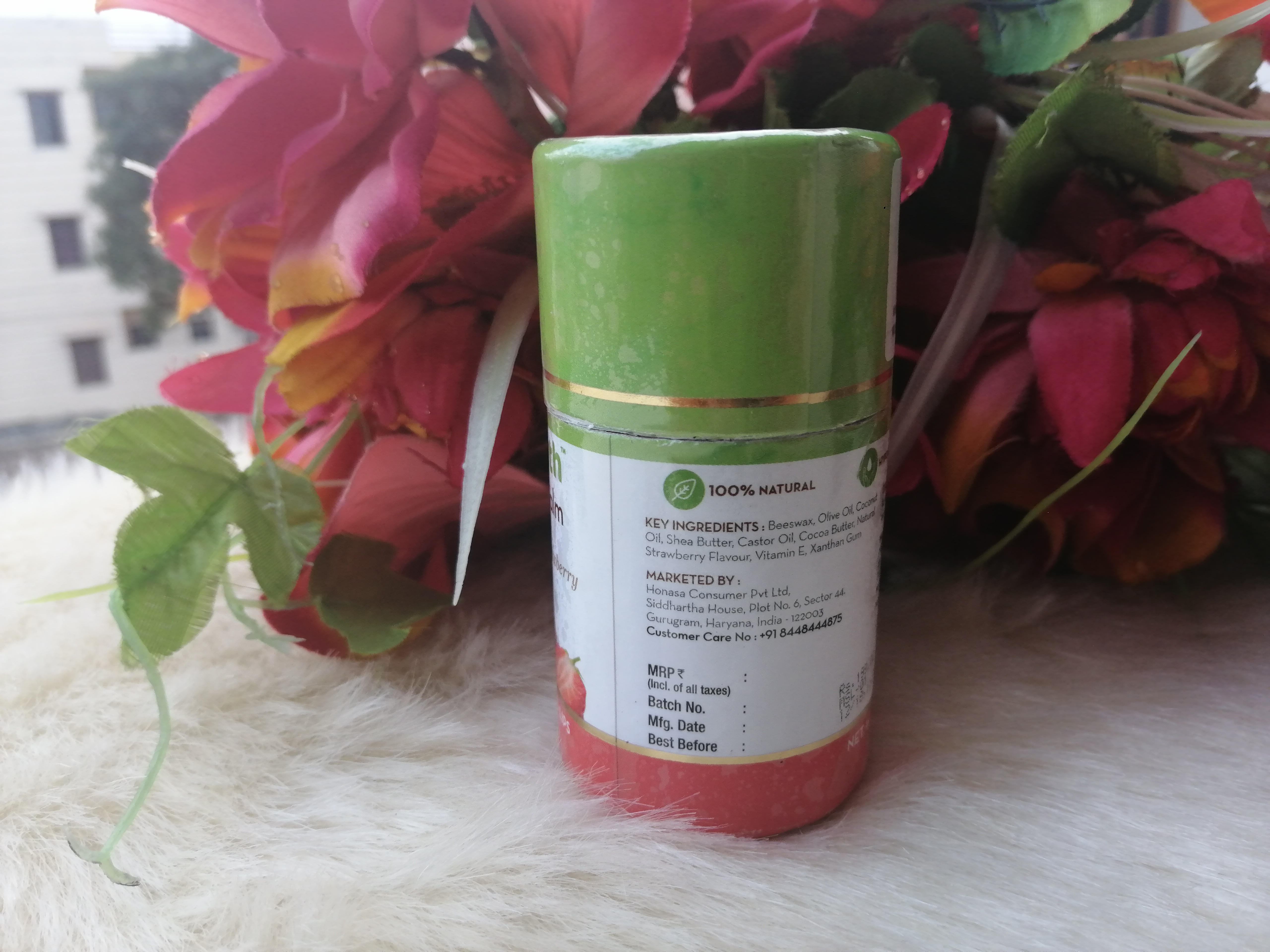 Mamaearth Natural Lip Balm (Shea butter & Strawberry)| Review