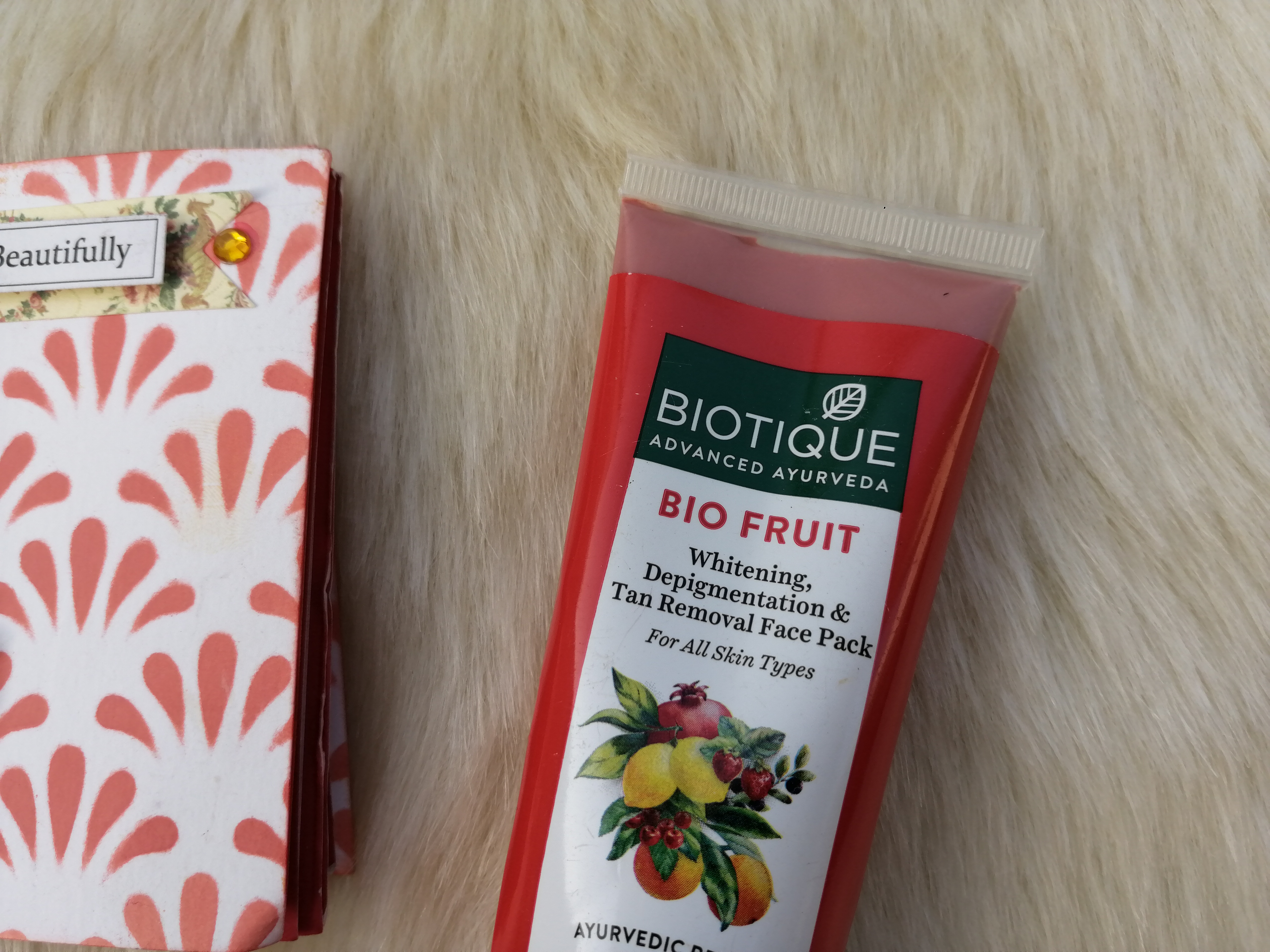 Biotique Bio Fruit Face Pack (Whitening, Depigmentation & Tan Removal) | Review