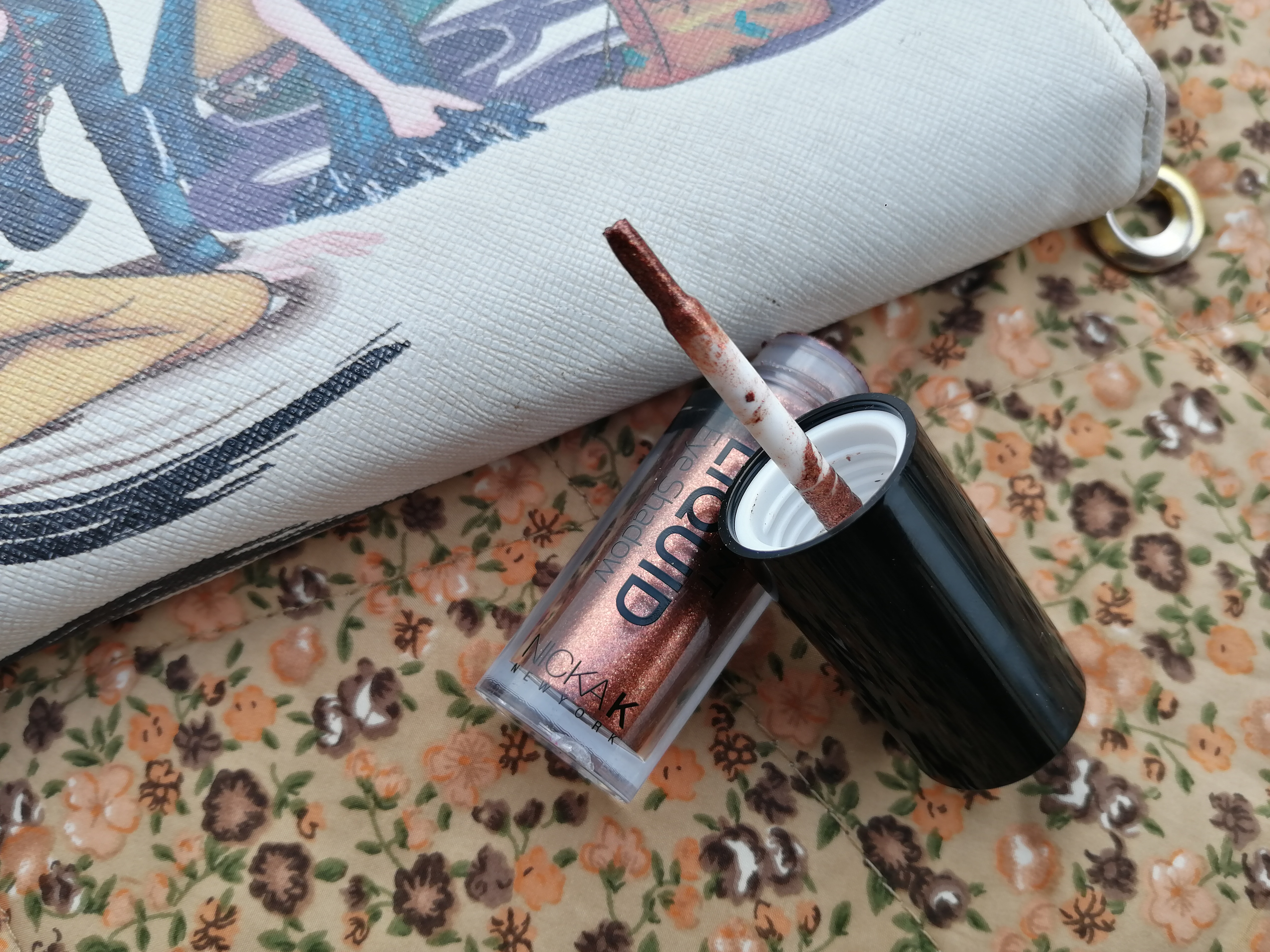 Nicka K Radiant Liquid Eye Shadow (Earthly Bronzite)| Review & Swatch