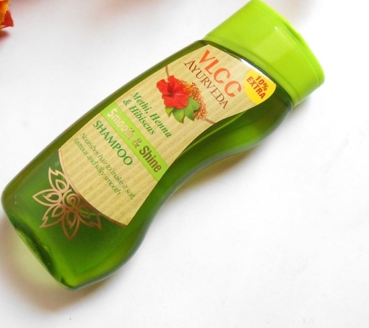 VLCC Ayurveda Smooth and Shine Shampoo| Review