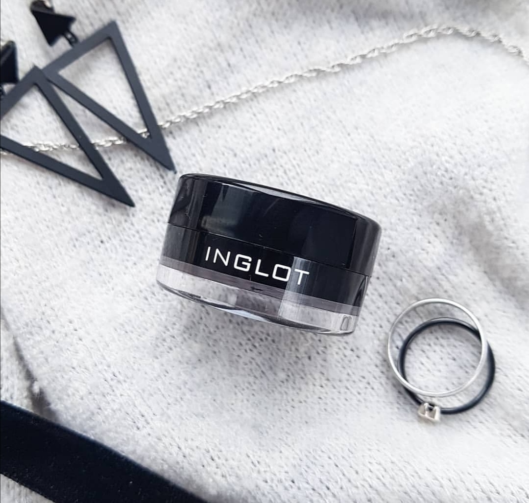 Inglot AMC Eyeliner Gel 77 Matte Black| Review & Swatch