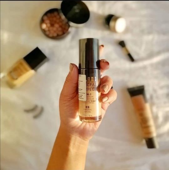 Milani Conceal and Perfect 2 in 1 Foundation (02 Natural)| Review & Swatch