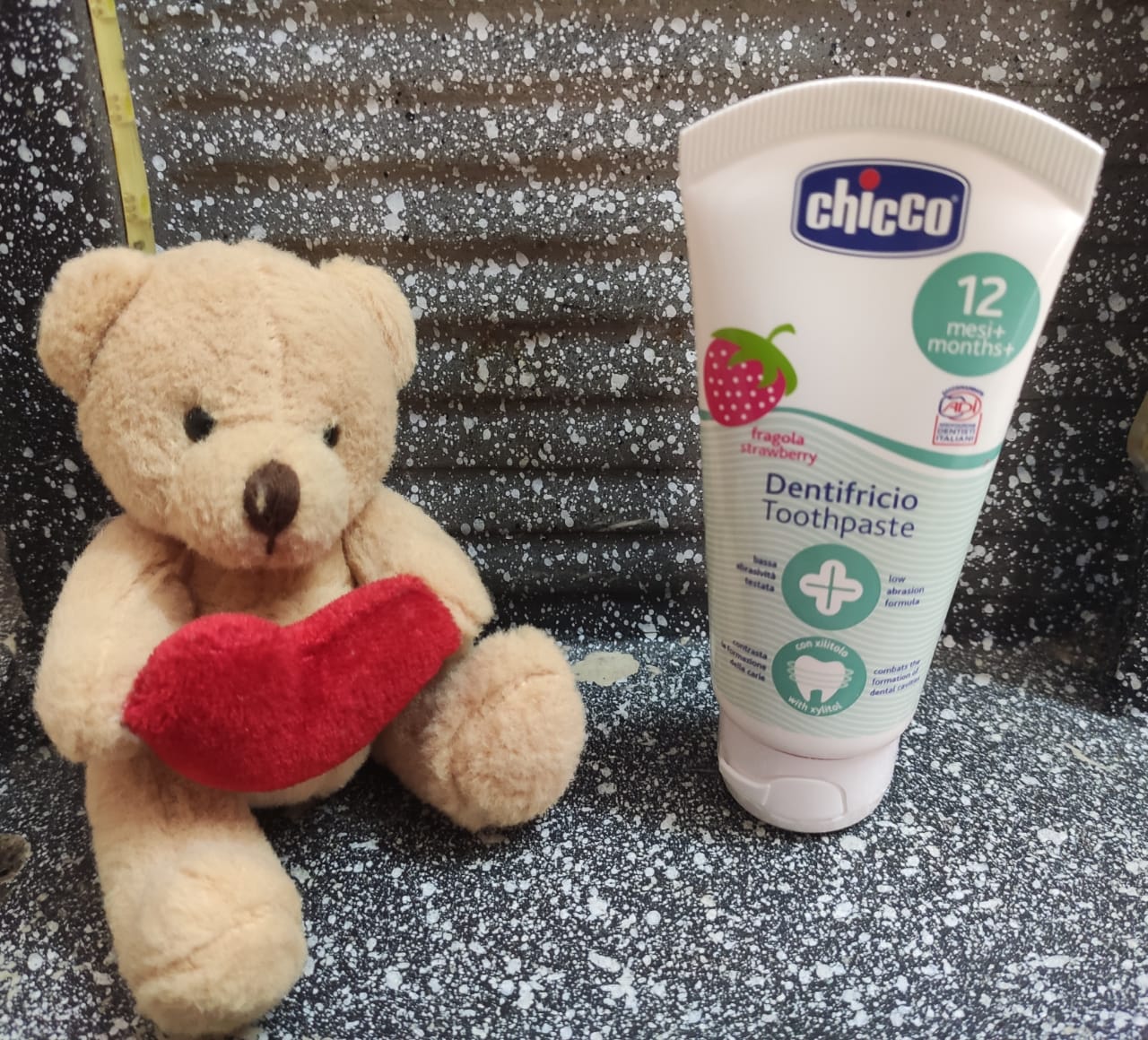 Chicco Dentifricio Baby Toothpaste (Strawberry)|Review