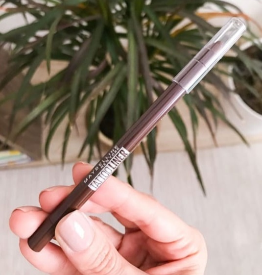 Maybelline Tattoo Liner Gel Pencil (Walnut)| Review & Swatch