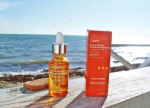 Jumiso All Day Vitamin Brightening and Balancing Serum