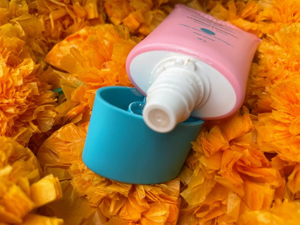 Aqualogica Illuminate+ Lush Strobe Cream with Watermelon & Niacinamide (Pink Glow)| Review