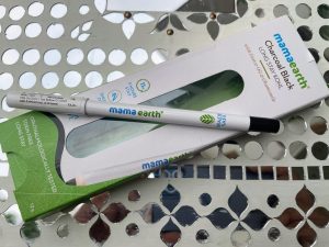 mamaearth Charcoal Black Long Stay Kajal With Castor Oil and Chamomile| Review & Swatches