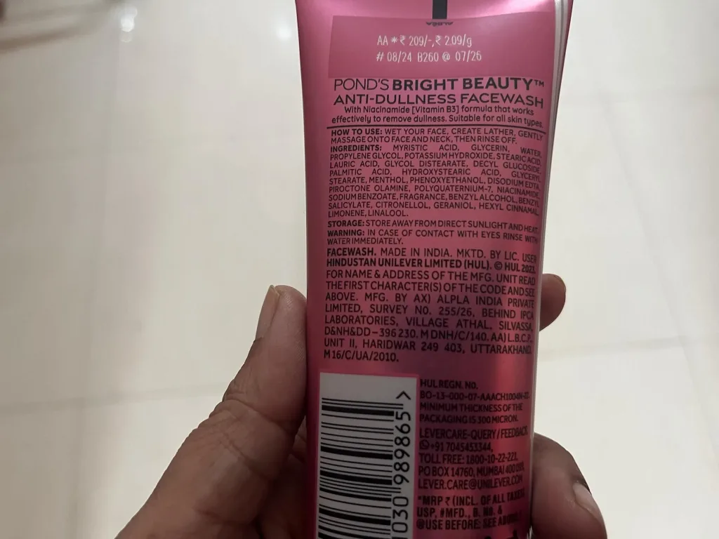 Pond's Bright Beauty Facewash with Niacinamide| Review