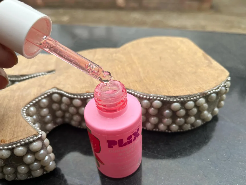 Plix Guava 10% Vitamin-C Face Serum For Brighter & Glowing Skin| Review